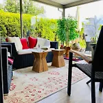 아파트 Modernes Alpenapartment Mit Sauna Wintergarten Und Pool 잘츠부르크
