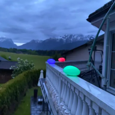 Modernes Alpenapartment Mit Sauna Wintergarten Und Pool * Salzburg