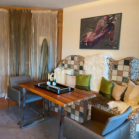 Modernes Alpenapartment Mit Sauna Wintergarten Und Pool * זלצבורג